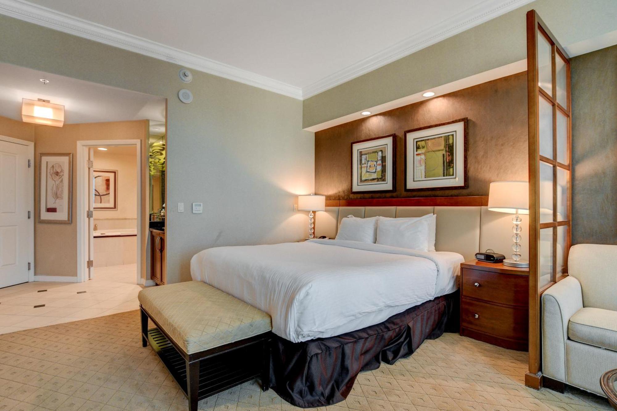 The Fantasy Suite Mgm Signature Pool View Лас-Вегас Экстерьер фото
