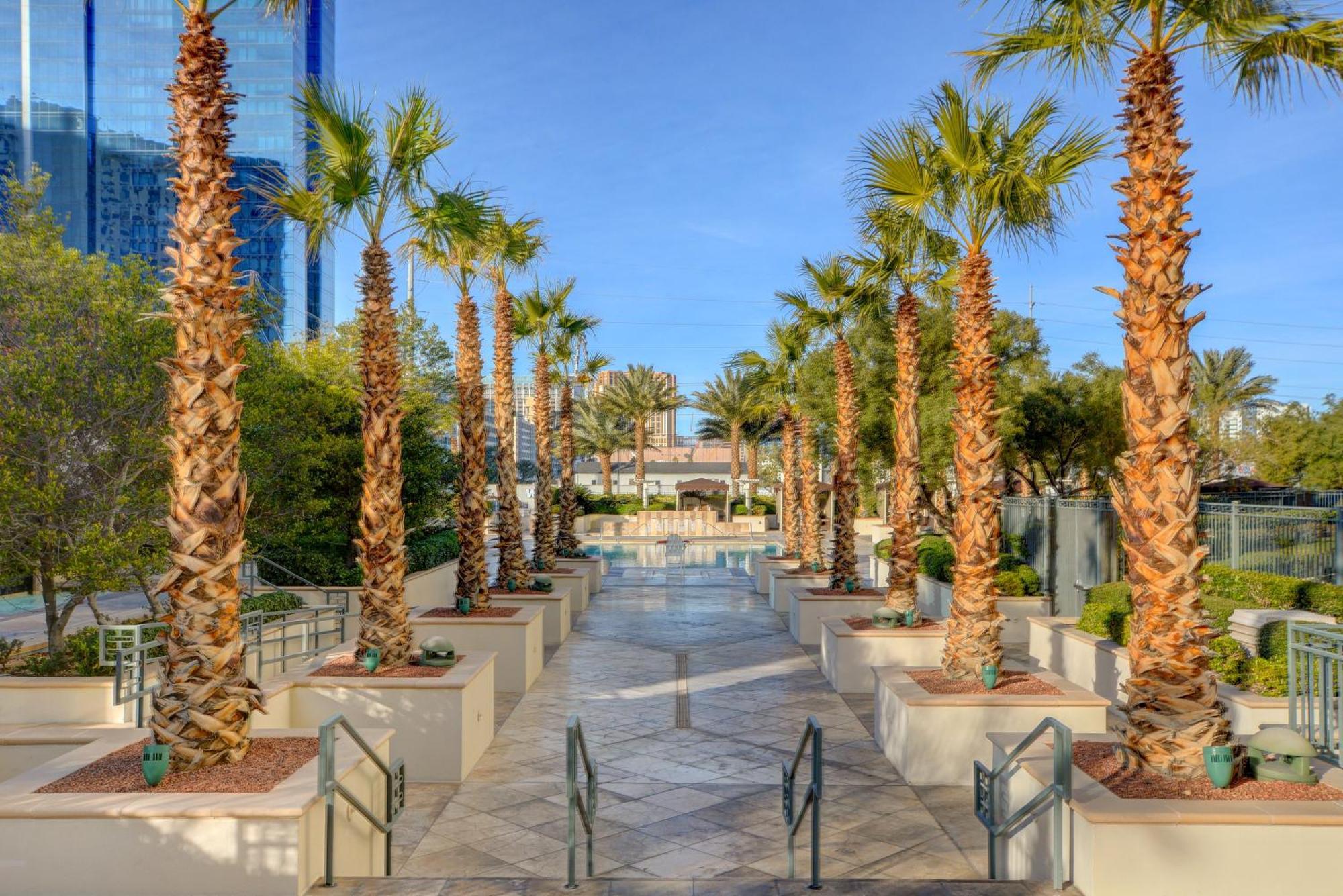 The Fantasy Suite Mgm Signature Pool View Лас-Вегас Экстерьер фото